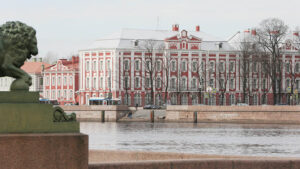 В СПбГУ организуют бесплатное обучение по программам дополнительного образования для участников войны в Украине