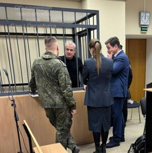 Бывший глава Василеостровского района заключил контракт с Минобороны. Его уголовное дело приостановили